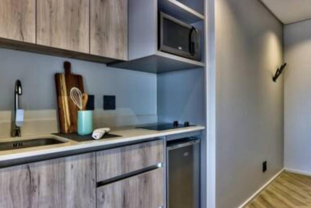 Stunning 1-Bedroom Apartment With Mountain Views Cape Town Exterior foto